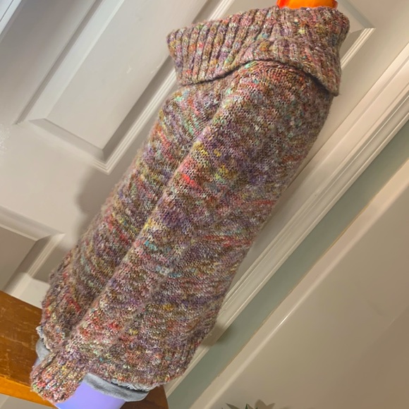 Hand Knit Chunky Kawaii Cute Sweetheart Cowl Neckline Sweater - Picture 4 of 12